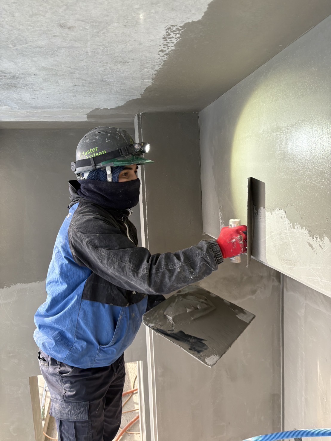 有限会社小牧業務店の正社員 左官・ブロック工の求人情報イメージ1